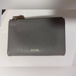 Fossil women’s wallet